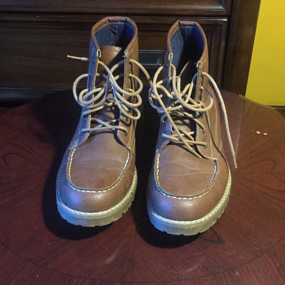Boots Nautica